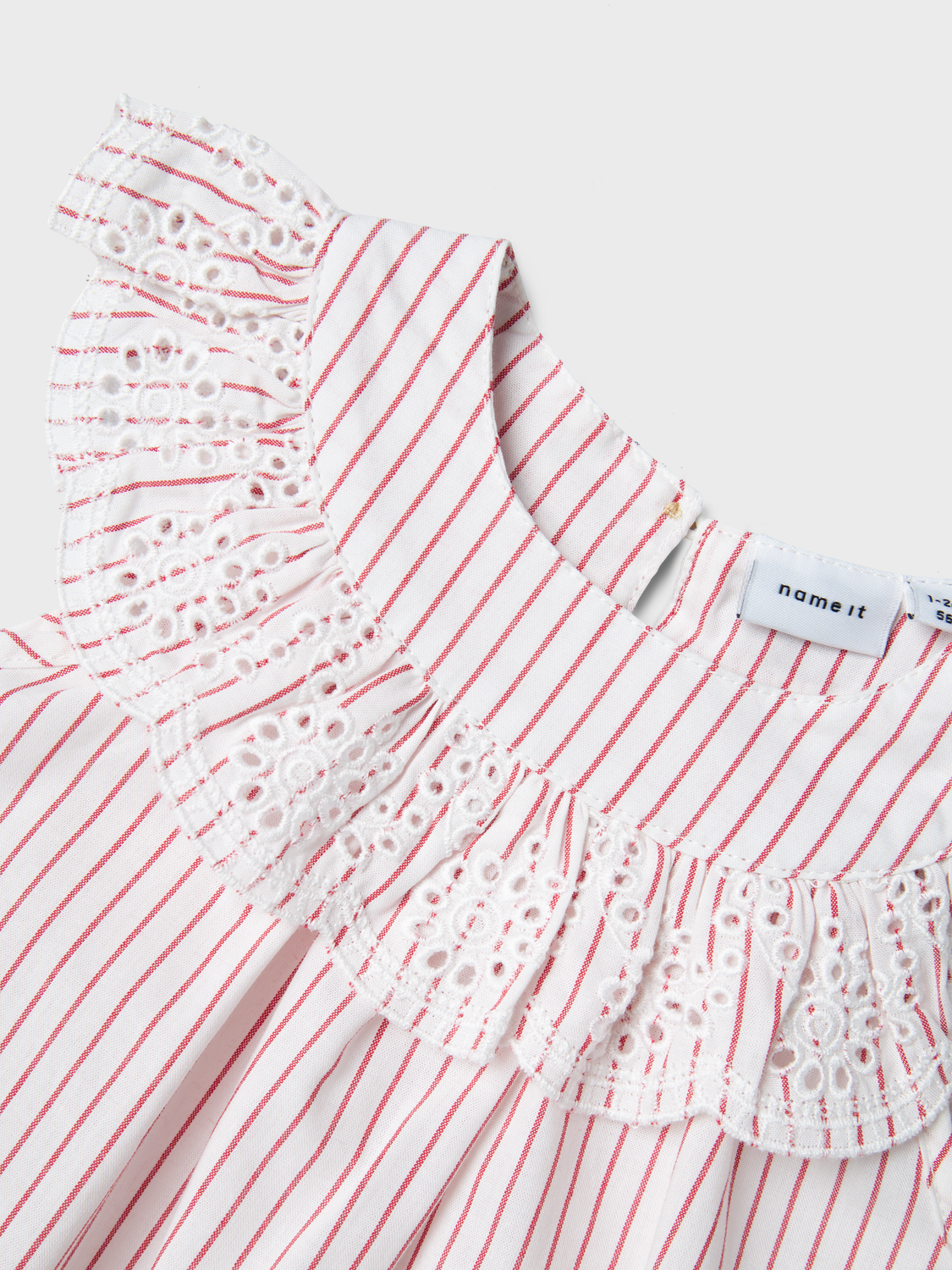 model_shot-front_full